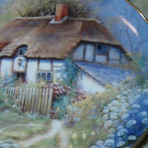 Franklin Mint “Golden Gable Cottage” L.E. Porcelain 8" Plate By Andres Orpinas - Picture 5 of 11